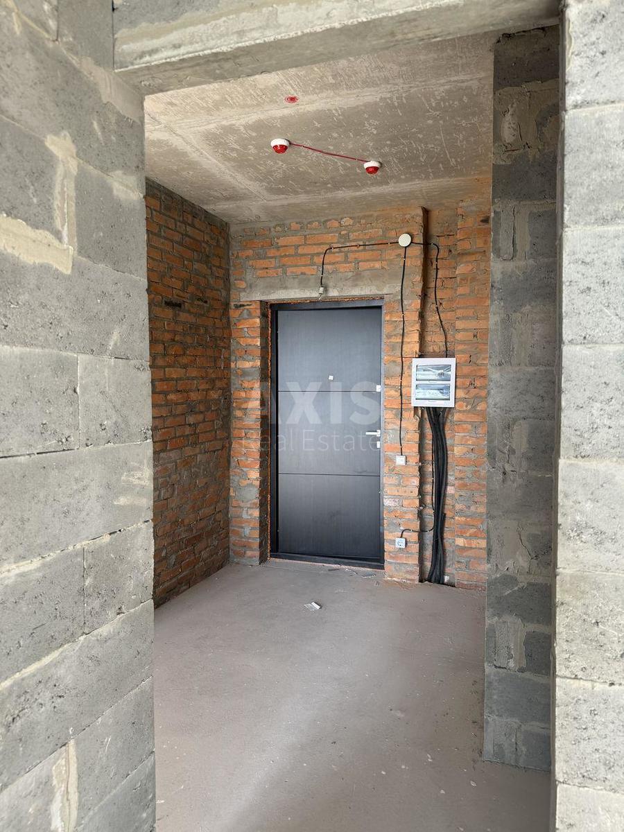 1k apartment vul. Pivnichno-Syrec'ka 15