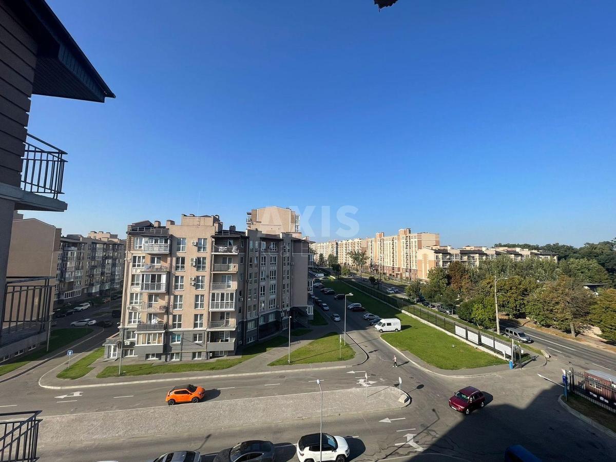 3k apartment vul. Metrologichna 1096