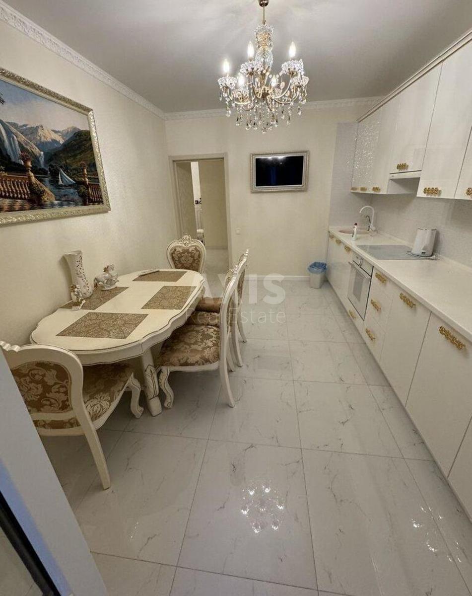 3k apartment vul. Zarichna 16