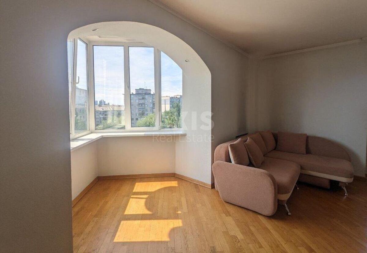 4k apartment bul. Verhovnoi' Rady 21А0