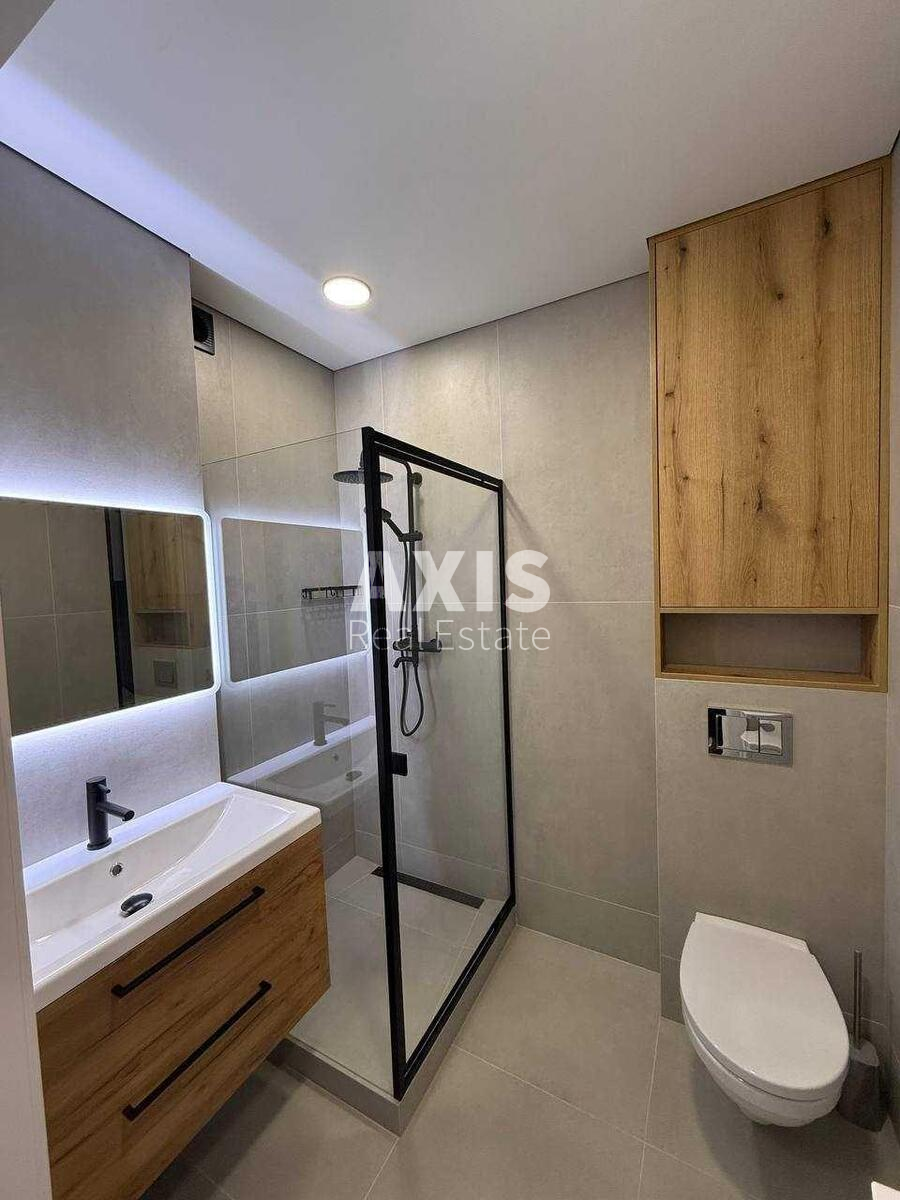 1k apartment vul. Revuc'kogo 408