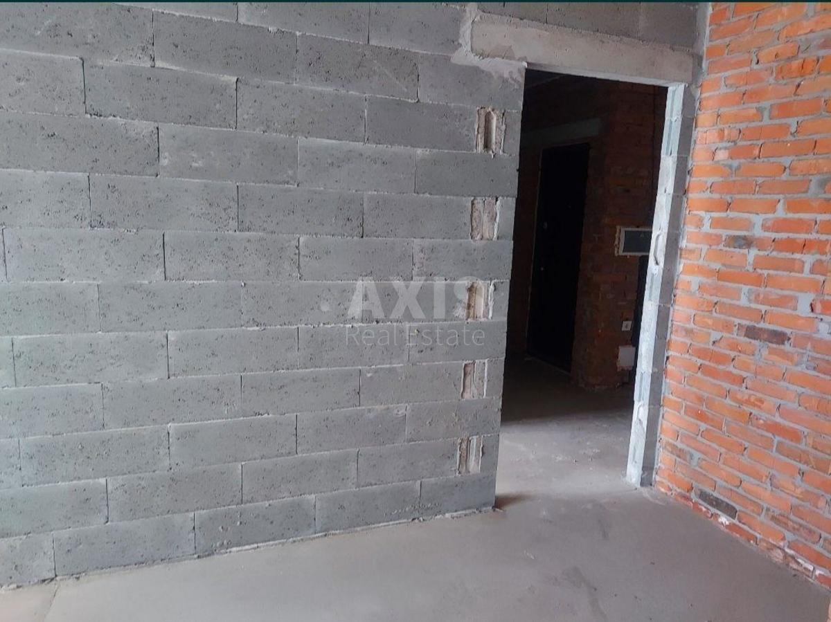 1k apartment vul. Sverstjuka Jevgena 41