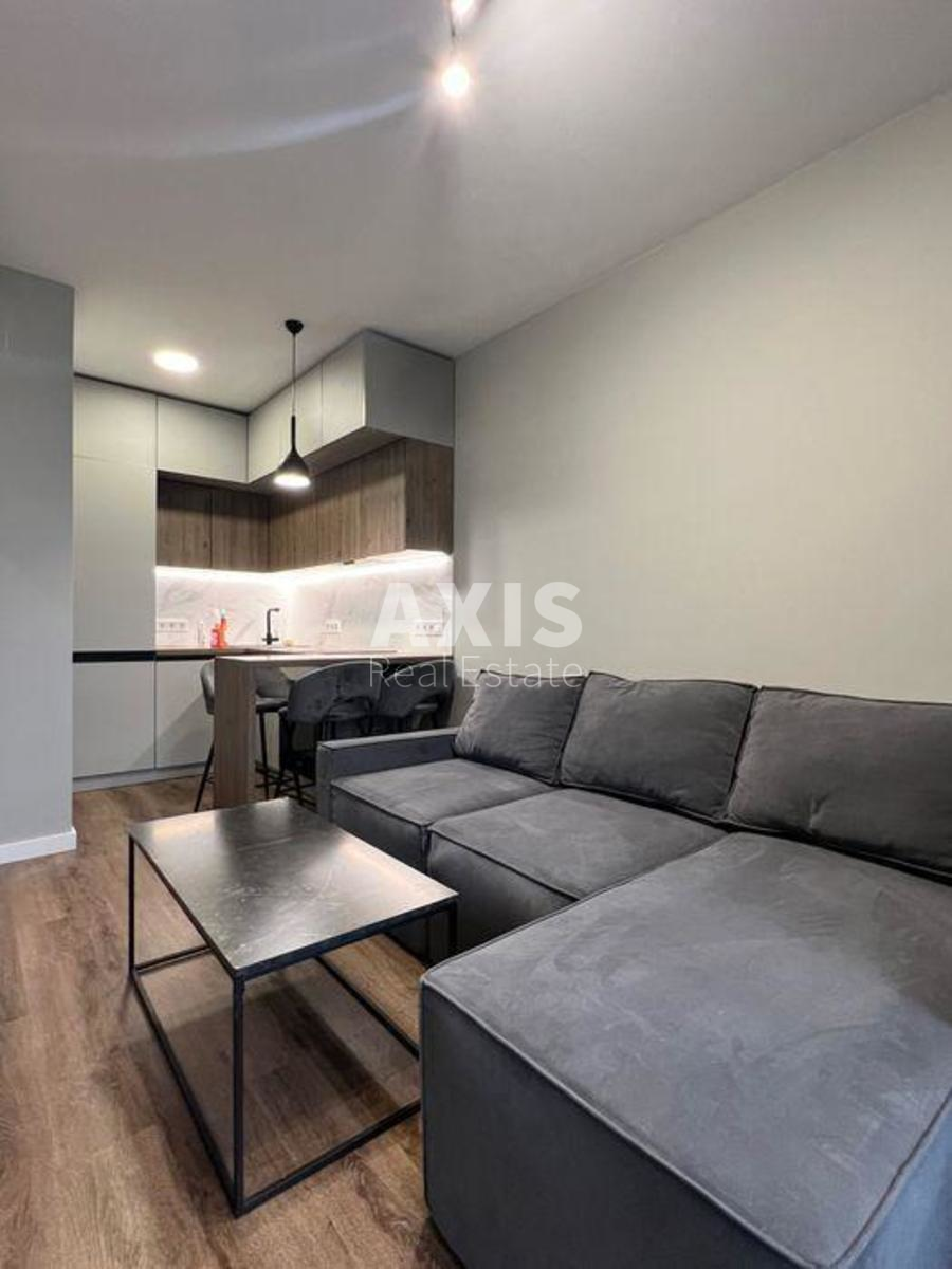 1k apartment vul. Rodyny Kristeriv 18/69
