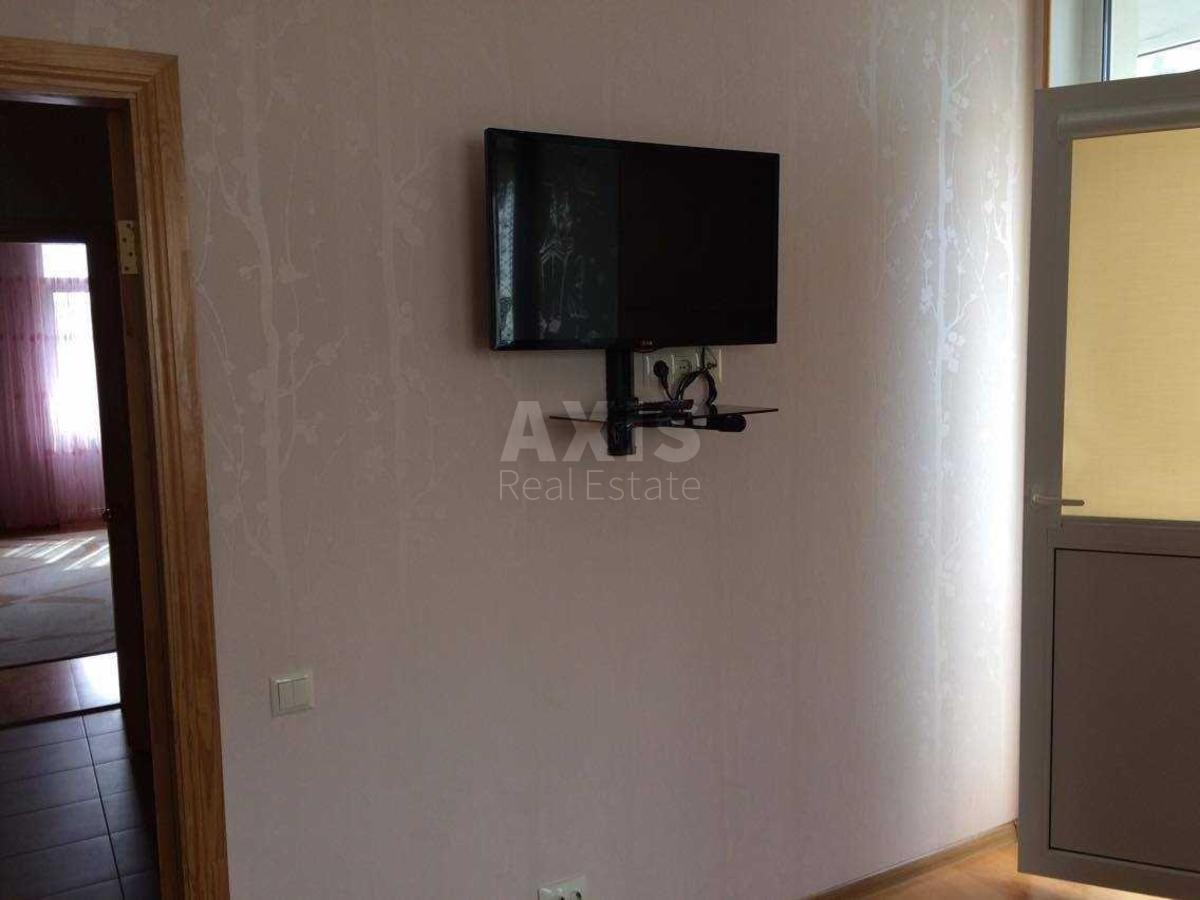 3k apartment vul. Yulia Zdanovska 46/14