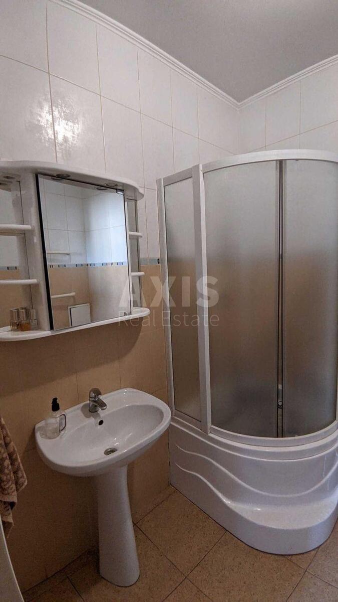 3k apartment vul. Lobanovs'kogo 126Г6203910
