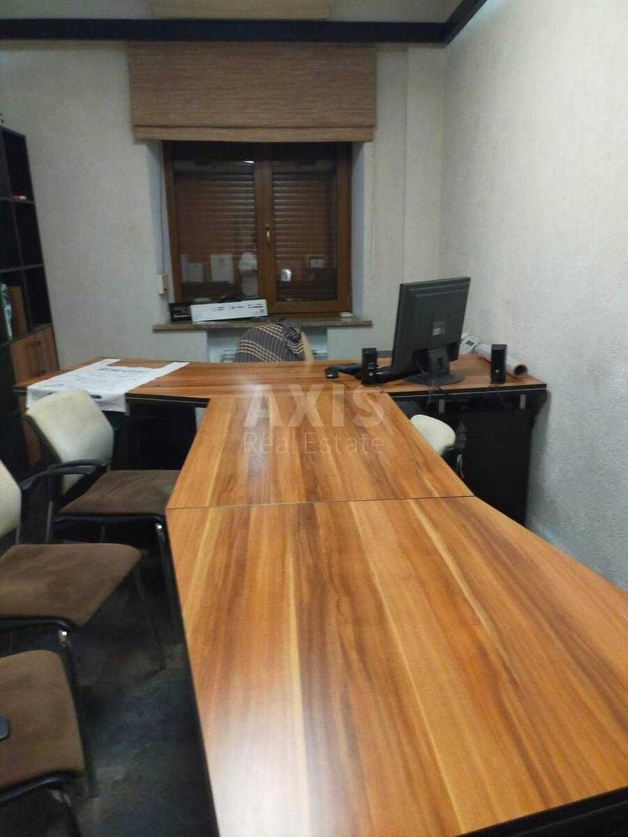 Office bul. Mykoly Mikhnovskoho 10, 144m2621035