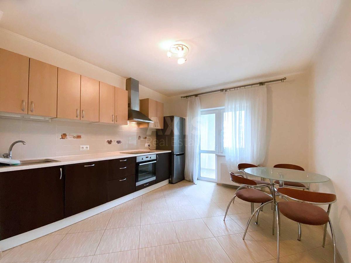 2k apartment vul. Glybochyc'ka 73