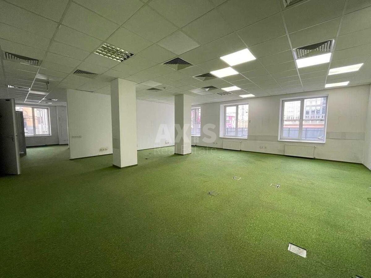 Office vul. Nyzhnij Val 51, 550m23