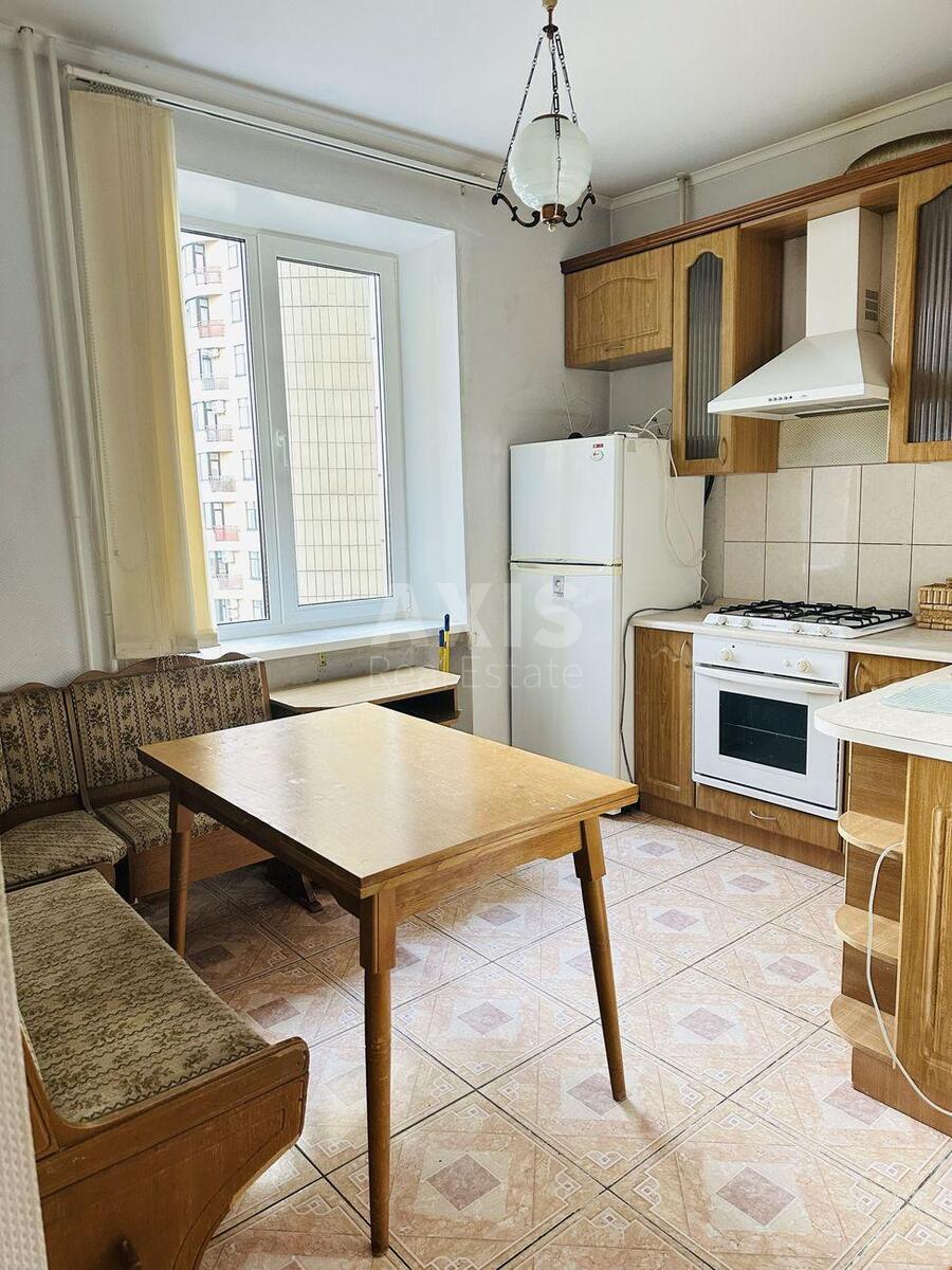 3k apartment bul. Lesi Ukrai'nky 9В0