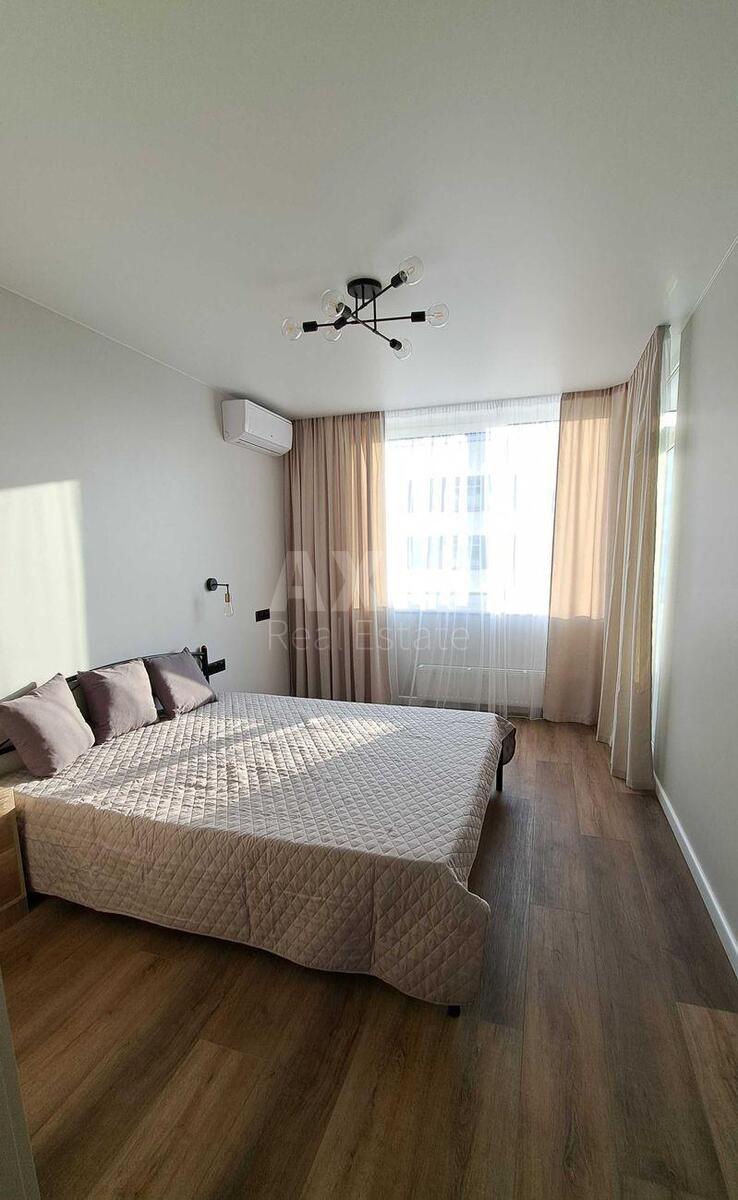 1k apartment vul. Vsevoloda Zmijenka 34/213