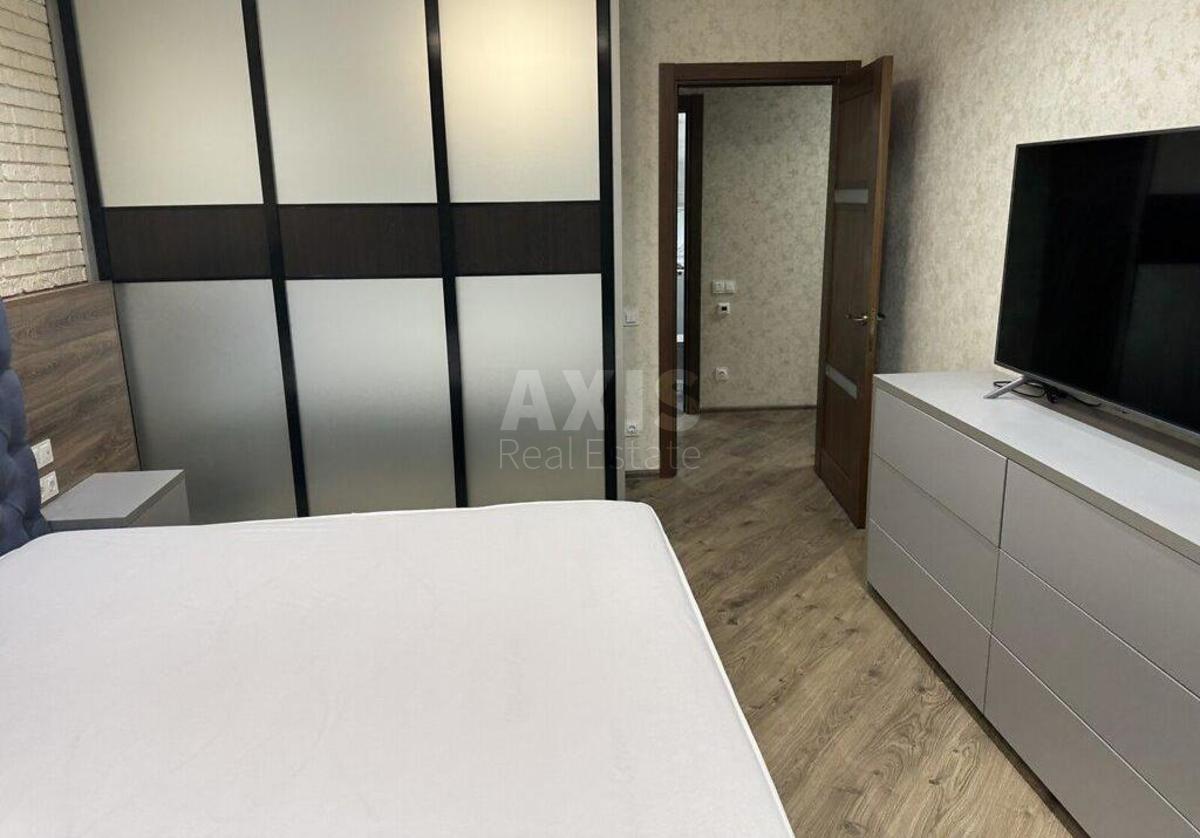 2k apartment vul. Lypkivs'kogo Vasylja Mytropolyta 37В4
