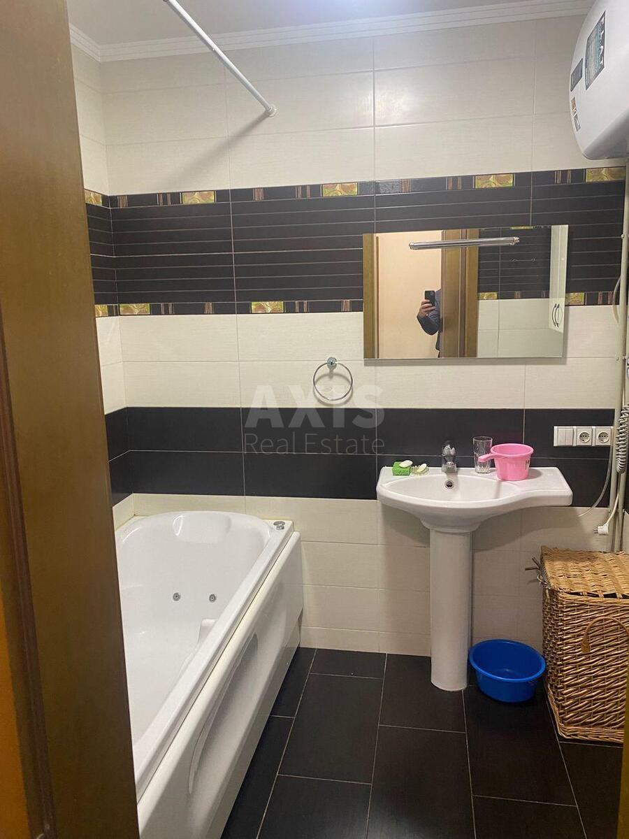 1k apartment vul. Verhovynna 35571038