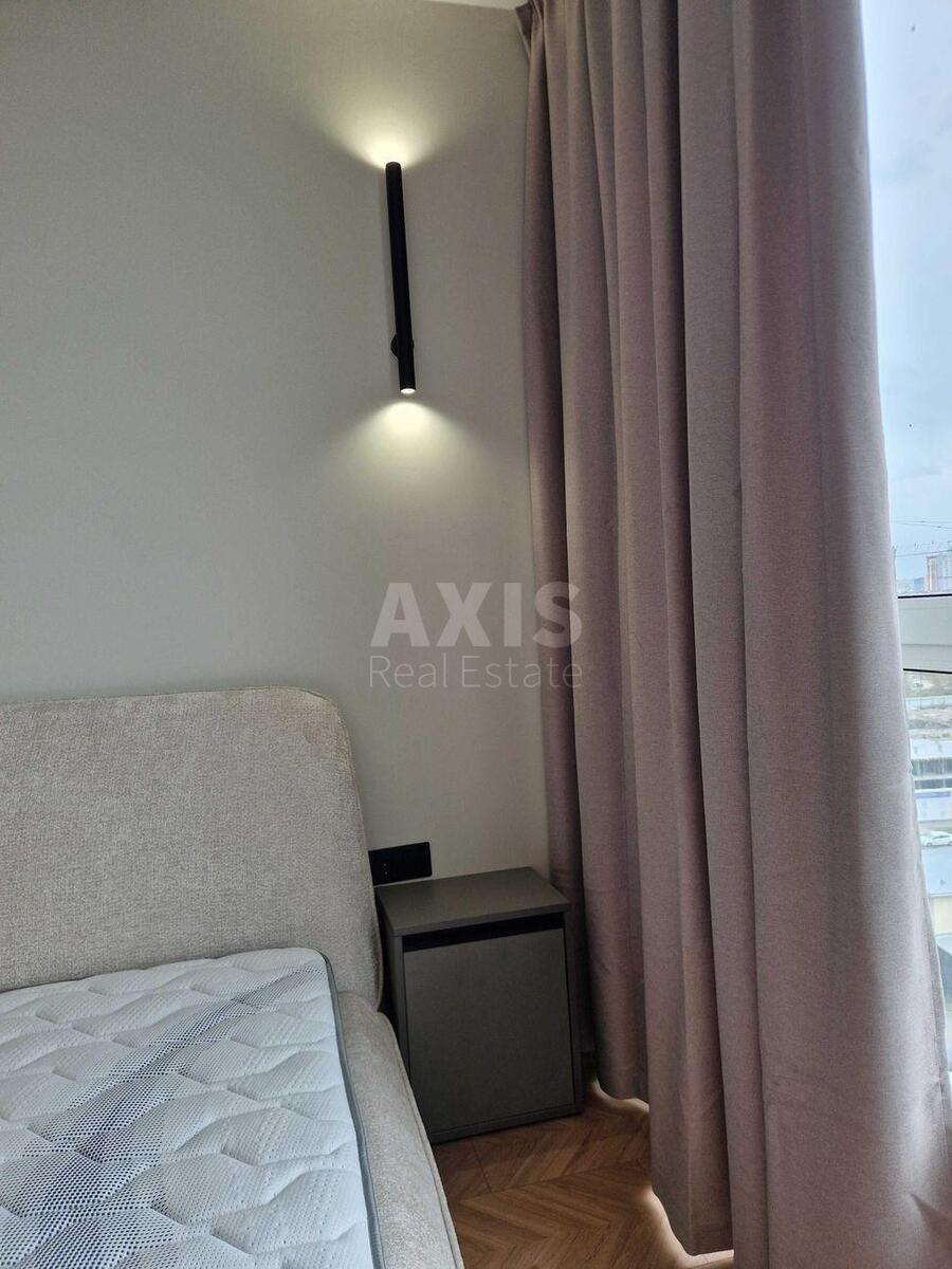 1k apartment vul. Prychal'na 10614627