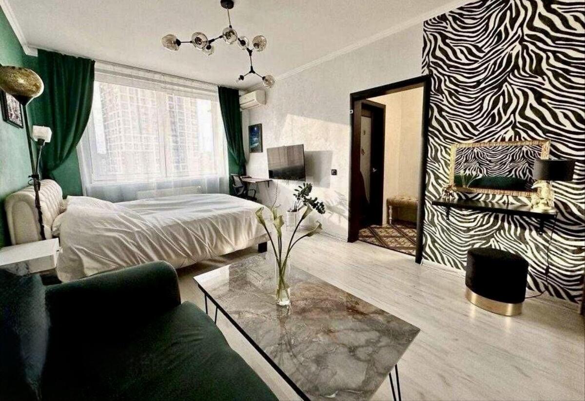 1k apartment pr-t Lobanovs'kogo 150605521