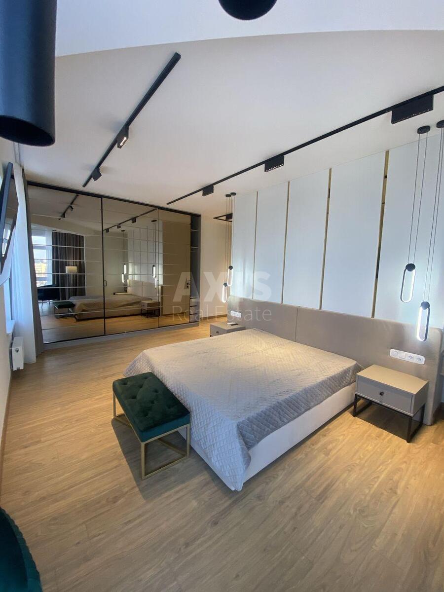 5k apartment vul. Buslivs'ka 123