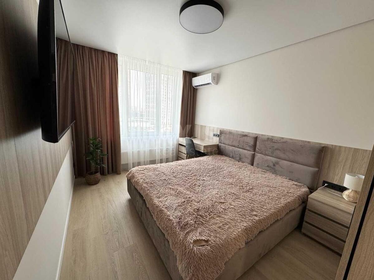 1k apartment pr-t Yevropeyskoho Soyuzu 83607743