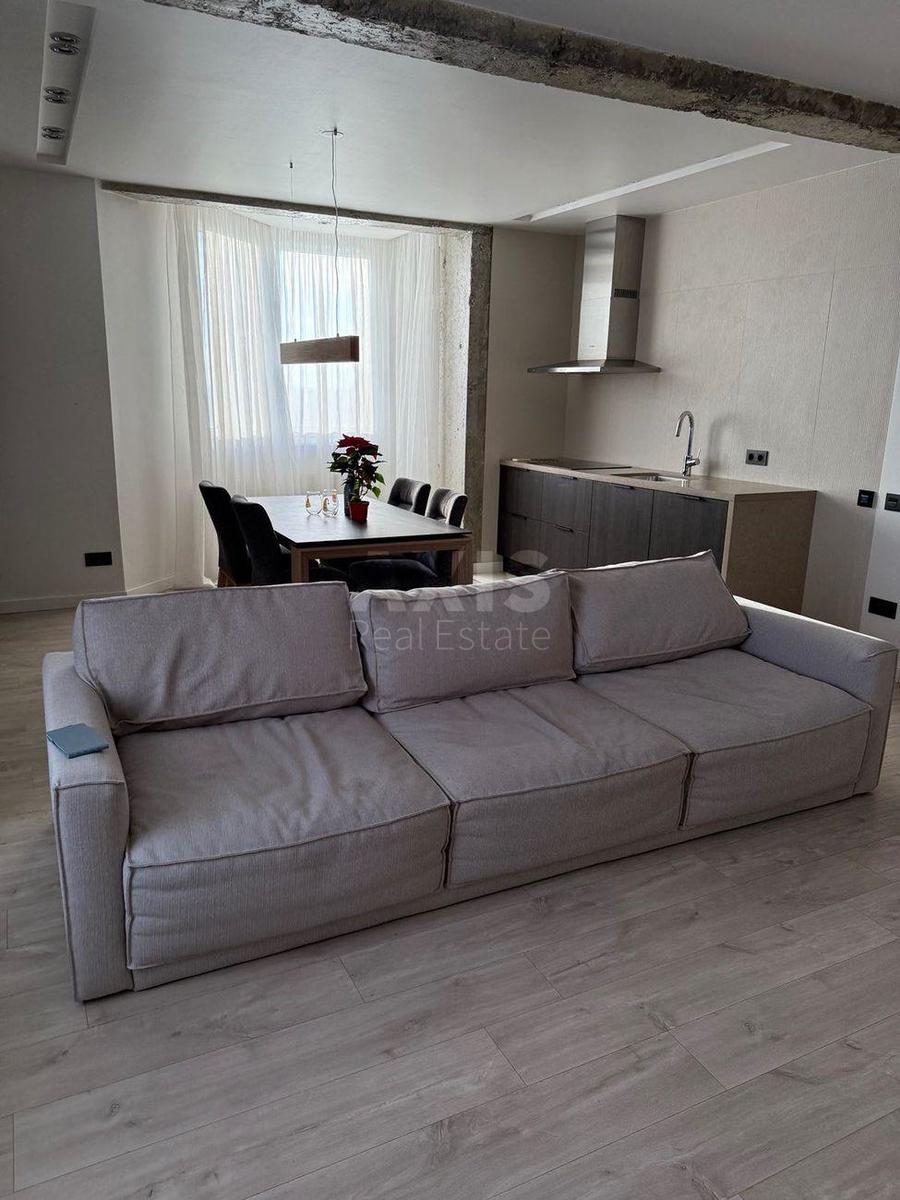 1k apartment vul. Yulia Zdanovska 46/11