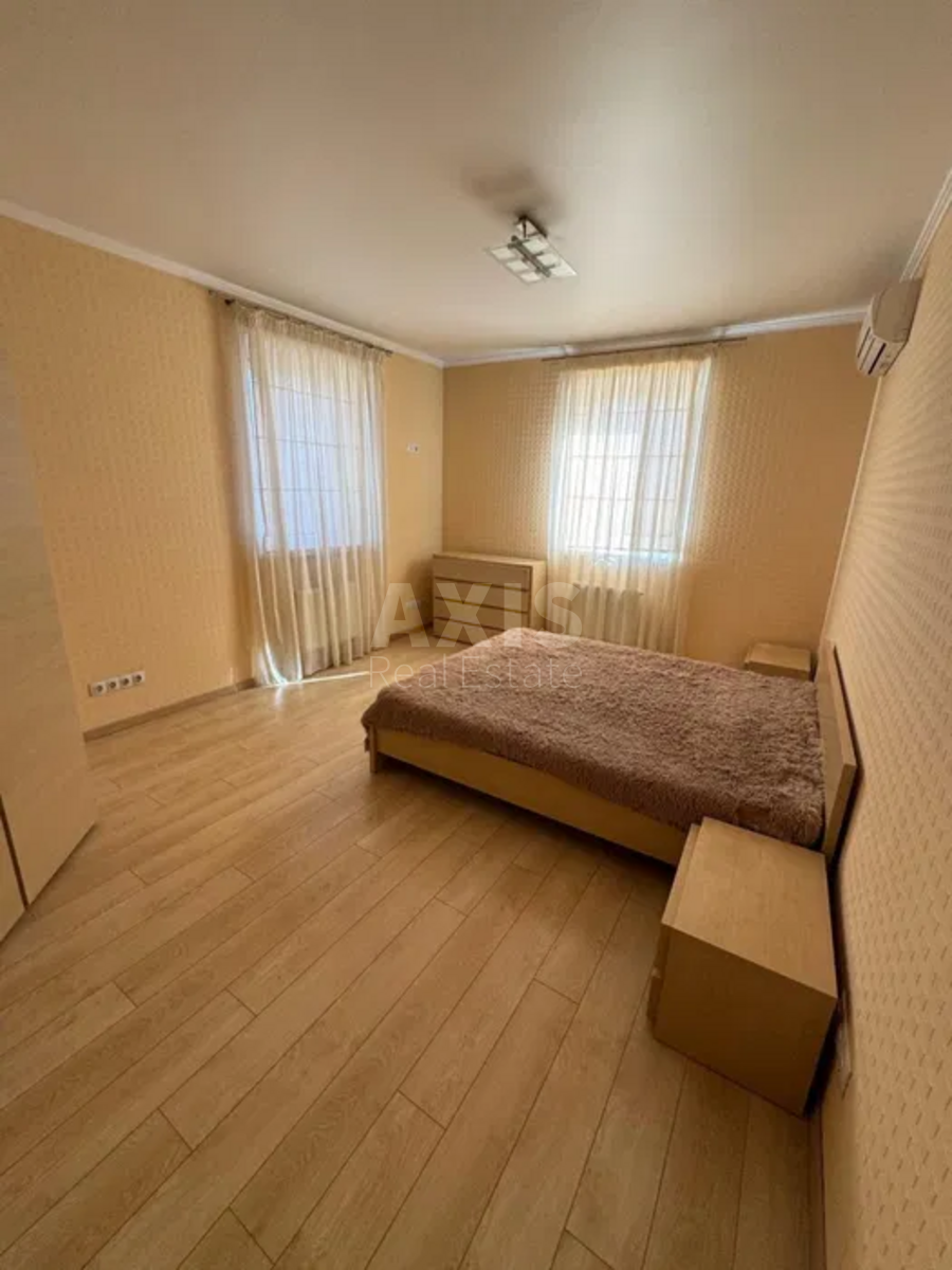 2k apartment vul. Golosii'vs'ka 13361135