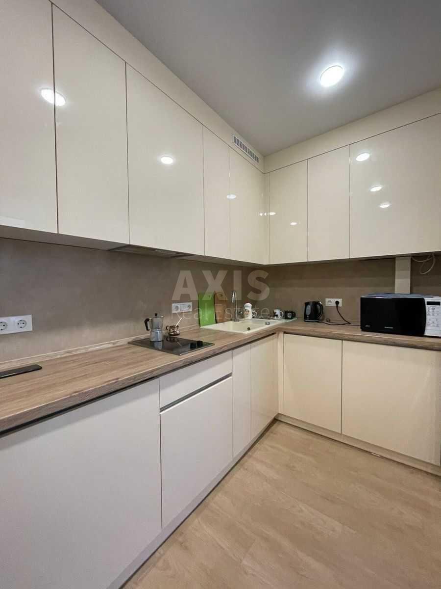 1k apartment vul. Radystiv 34