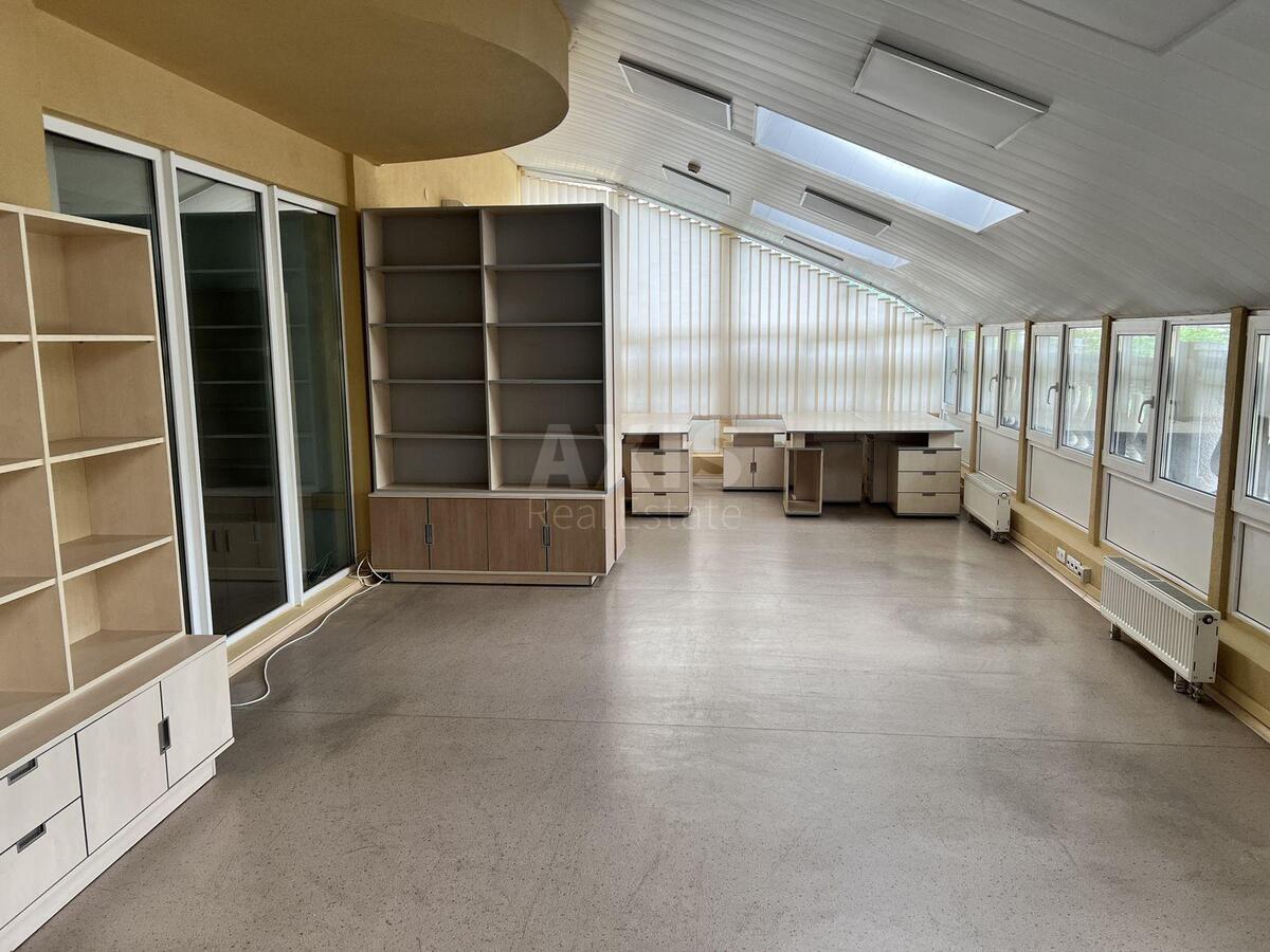 Office vul. Chornovola V'jacheslava 25, 190m2625158