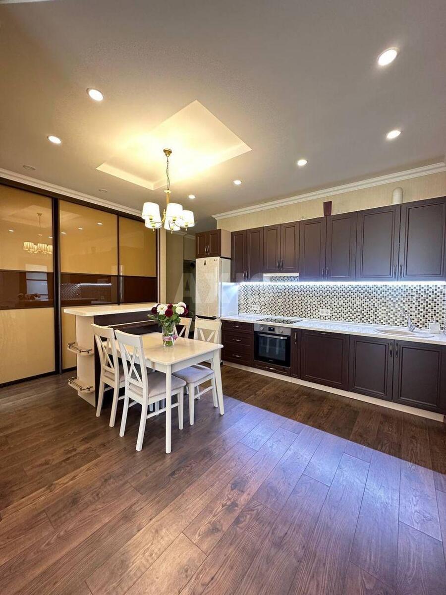 3k apartment pr-t Tychyny Pavla 18Б0
