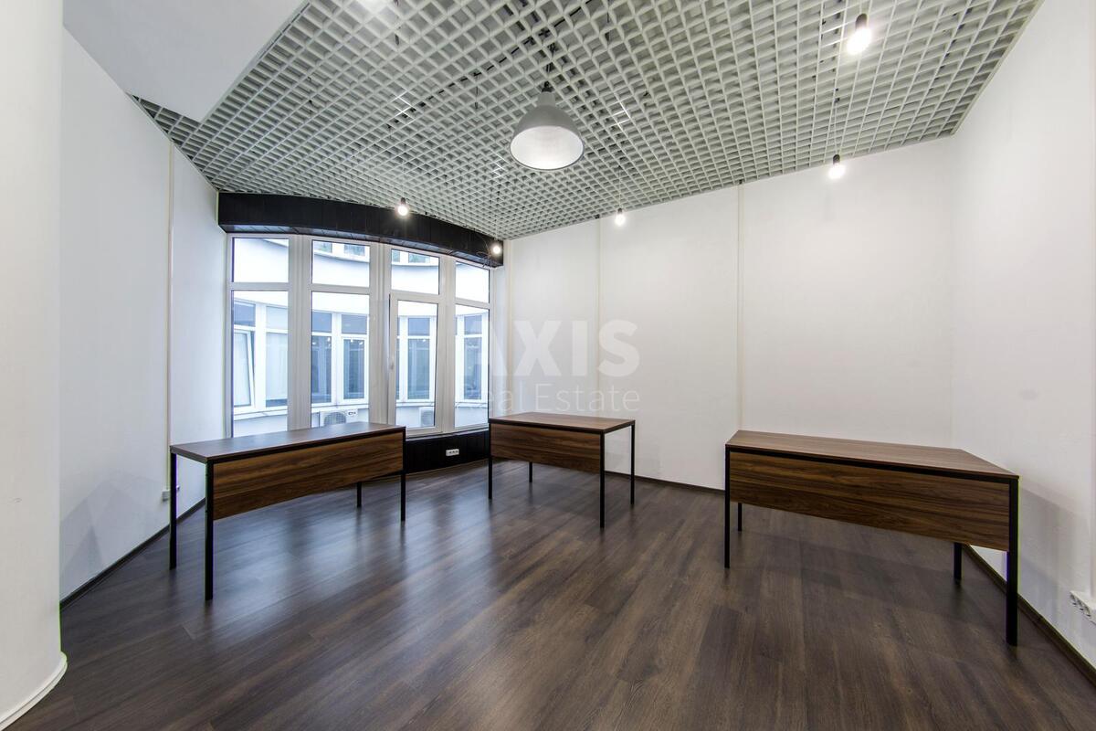 Office uzv. Klovs'kyj 7, 37m261778