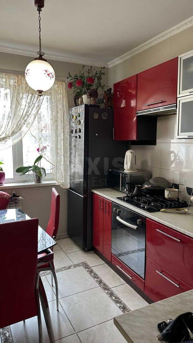 3k apartment pr-t Poryka Vasylja 3А1