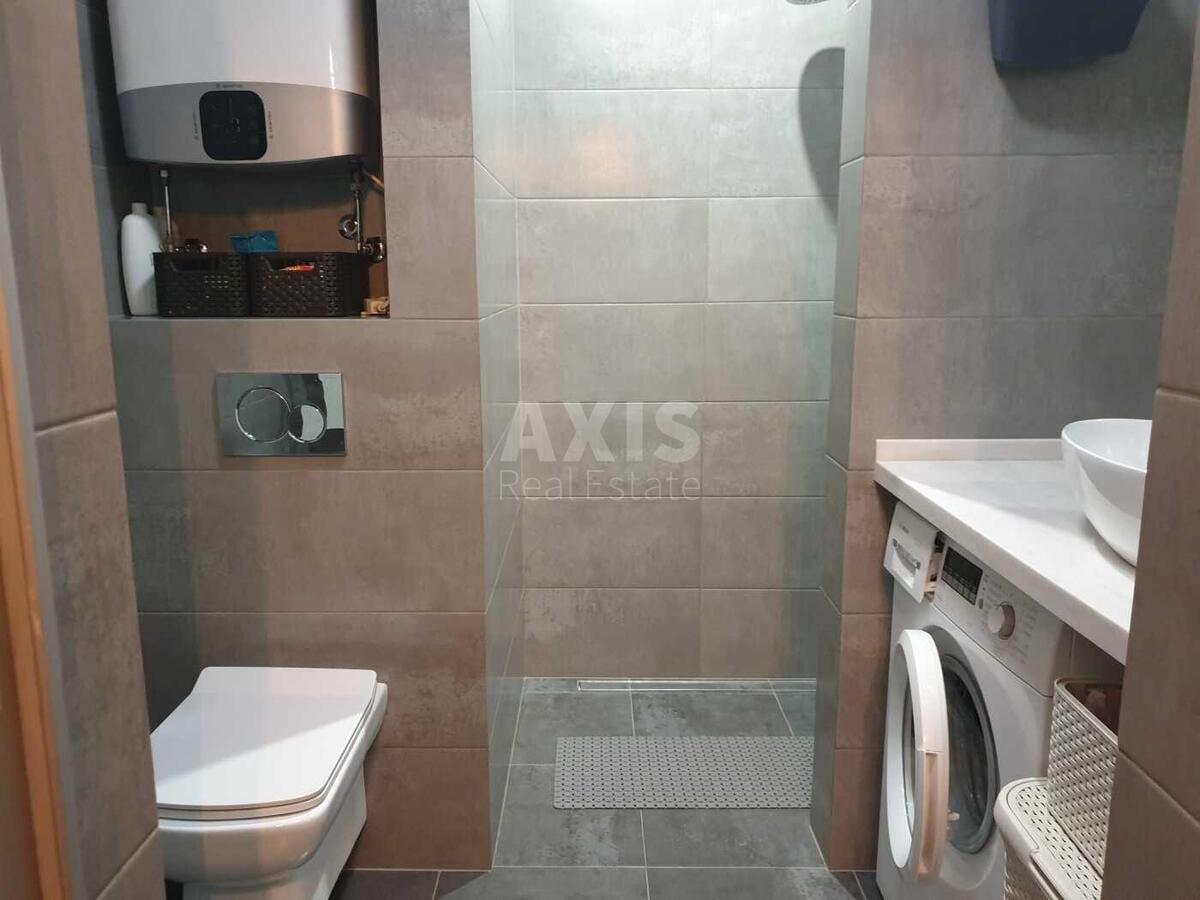 1k apartment vul. Zlatoustivs'ka 306222810