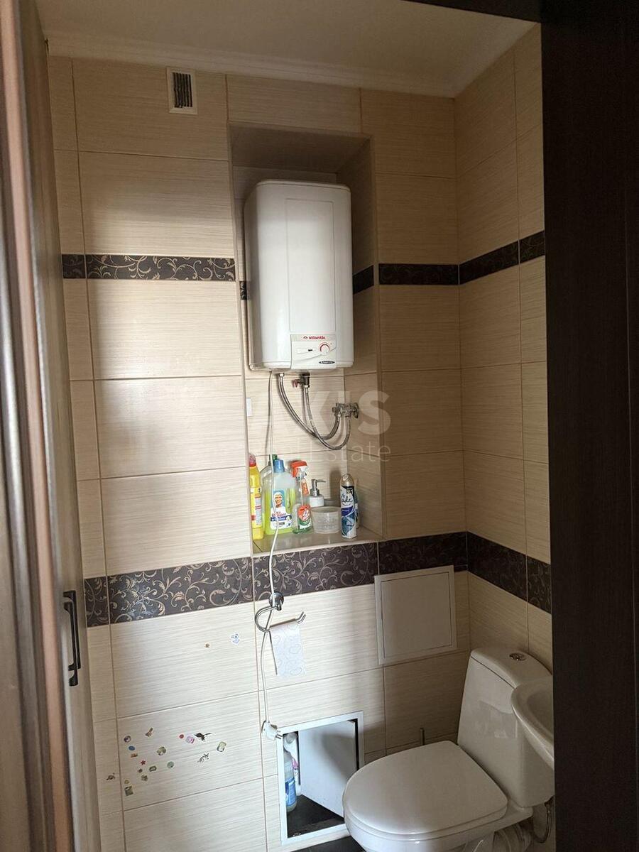 2k apartment vul. Krakivs'ka 13В579993