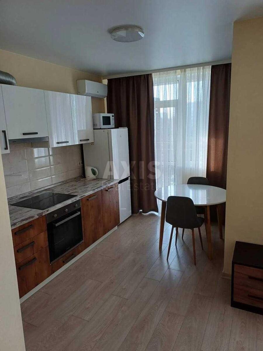 1k apartment pr-t Povitryanykh Syl 56