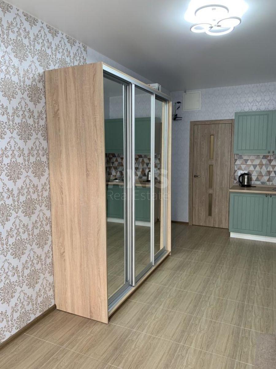 1k apartment vul. Myhajla Maksymovycha 241