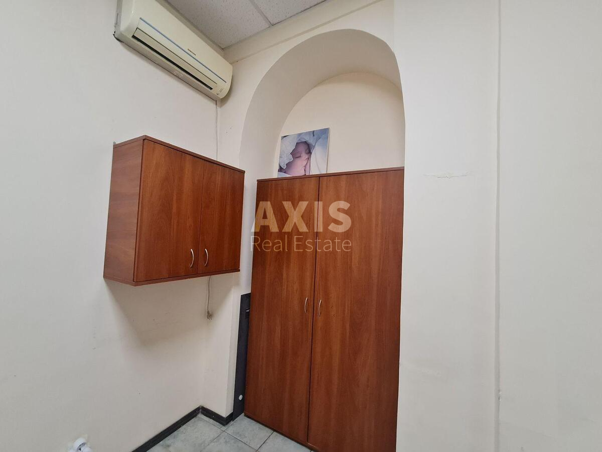 Trade object pr-t Bazhana Mykoly 26, 91m2469887