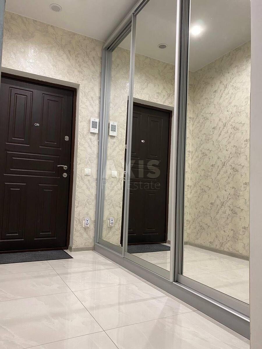 2к квартира ул. Михаила Максимовича 245
