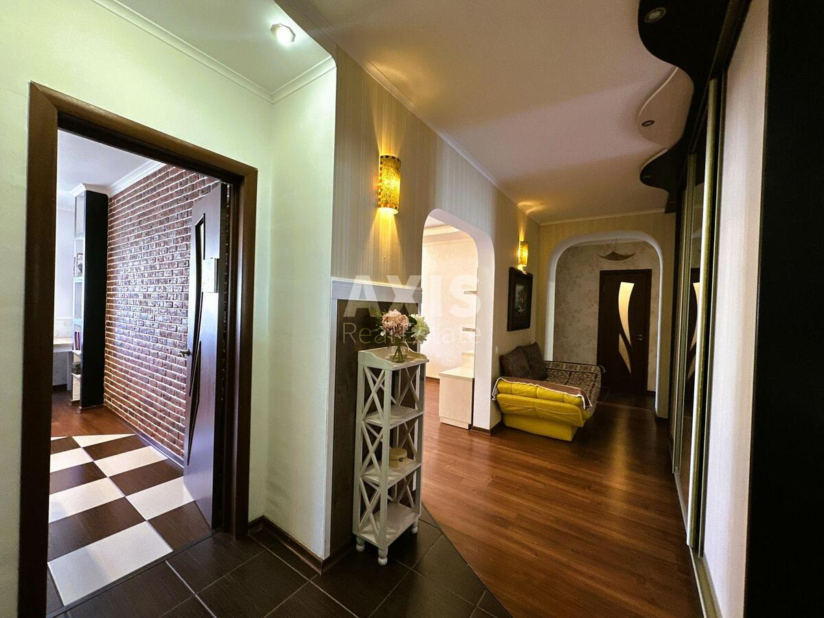 3k apartment vul. Yulia Zdanovska 46/1578417