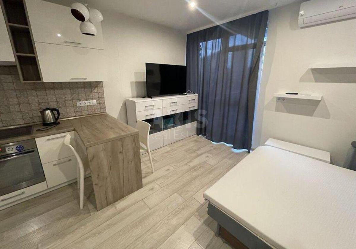 2k apartment vul. Myhajla Maksymovycha 241