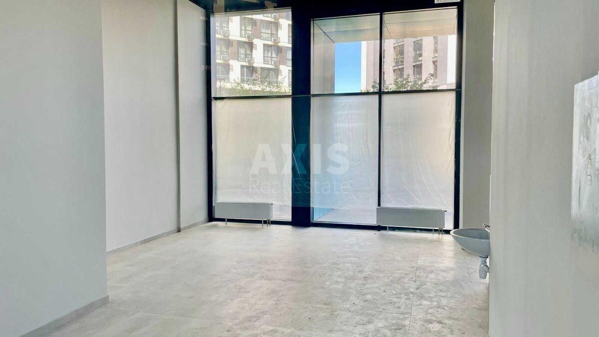 Trade object vul. Zarichna 6, 72m2