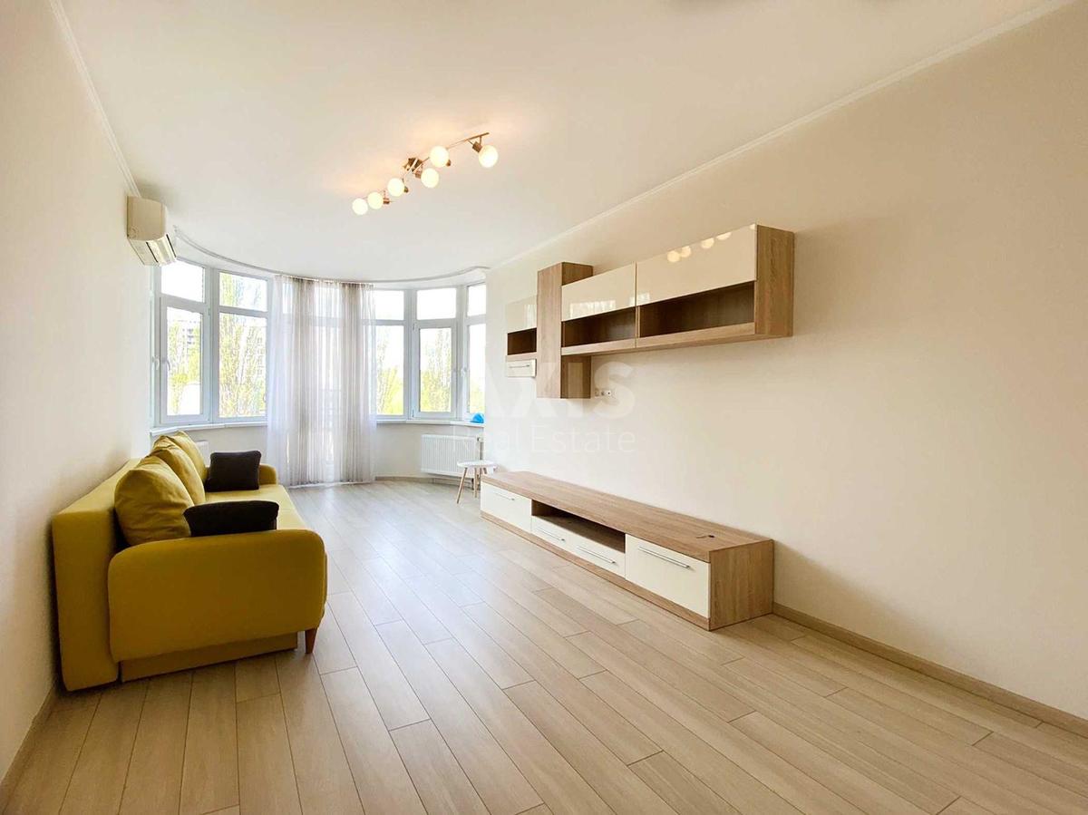 2k apartment vul. Chornovola V'jacheslava 270