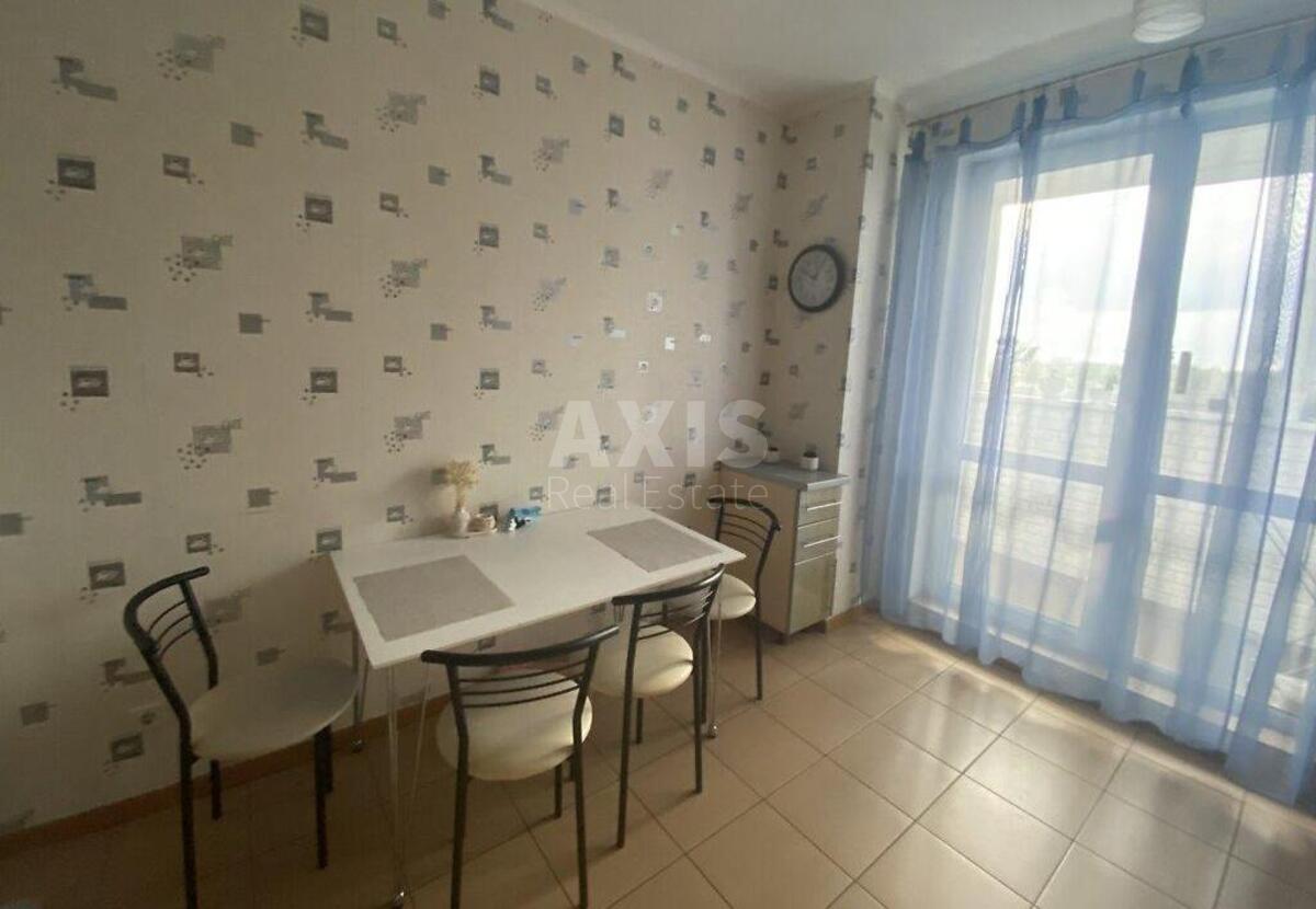 1k apartment pr-t Komarova Kosmonavta 260