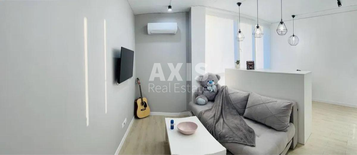 1k apartment vul. Saljutna 2Б