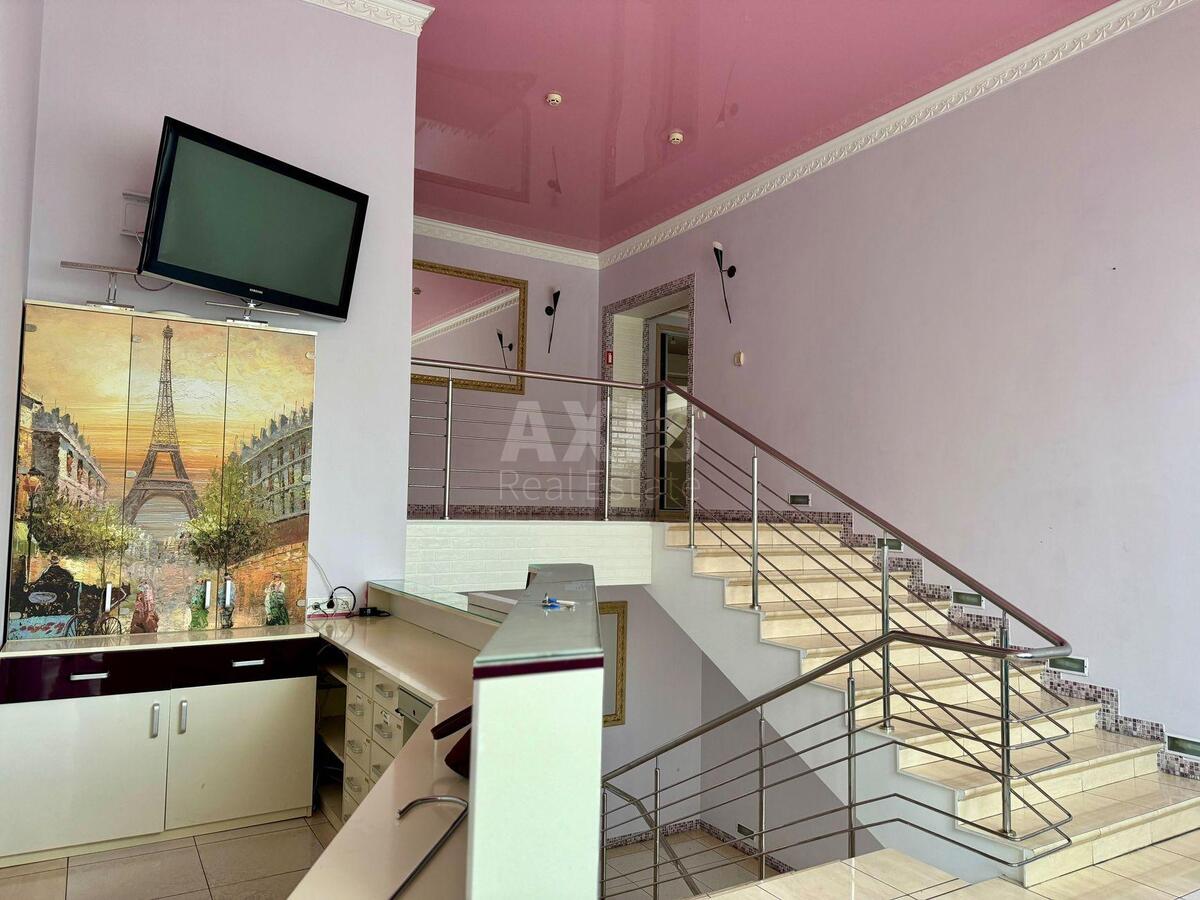 Office pr-t Geroi'v Stalingrada 2Г, 237m2
