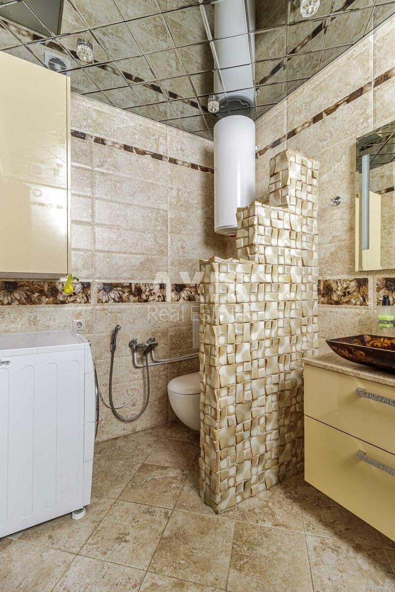 2к квартира пр-т Науки 80/73А5583611