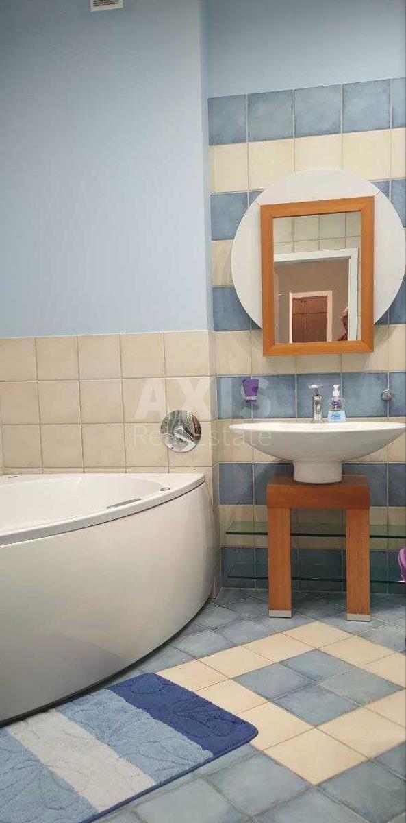 2k apartment bul. Lesi Ukrai'nky 30Б6