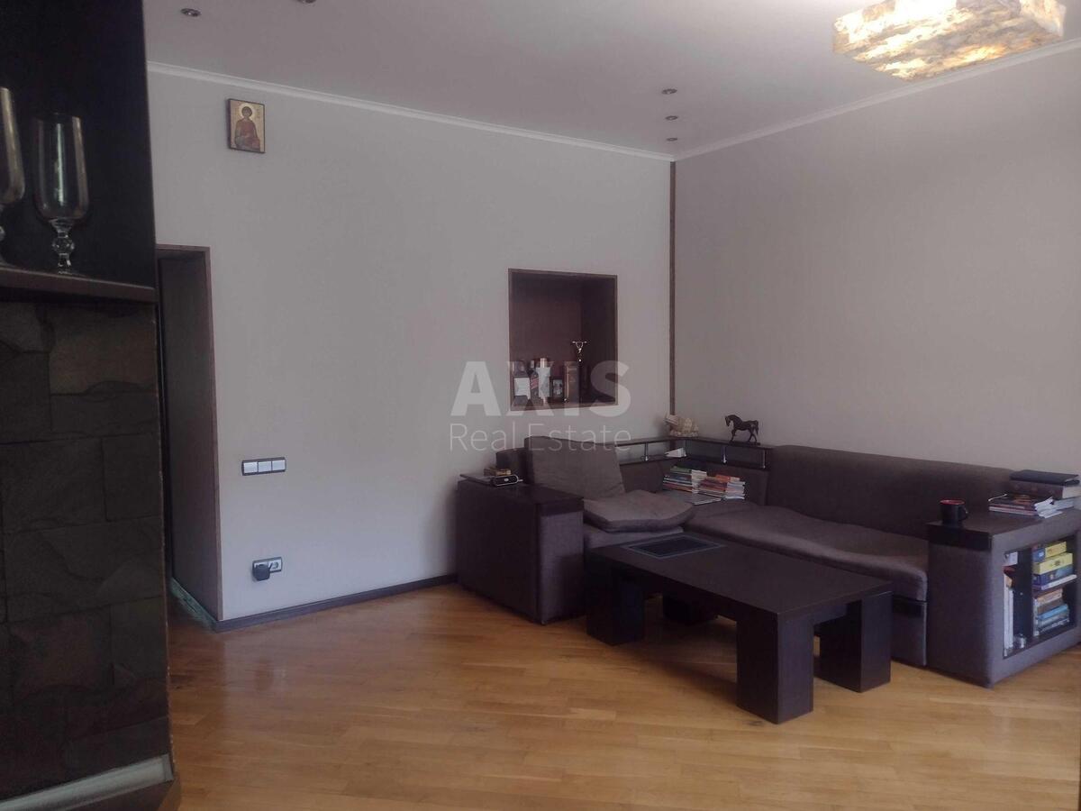 3k apartment vul. Vyshgorods'ka 47