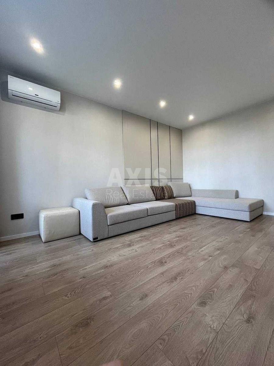 2k apartment vul. Suvorova 192