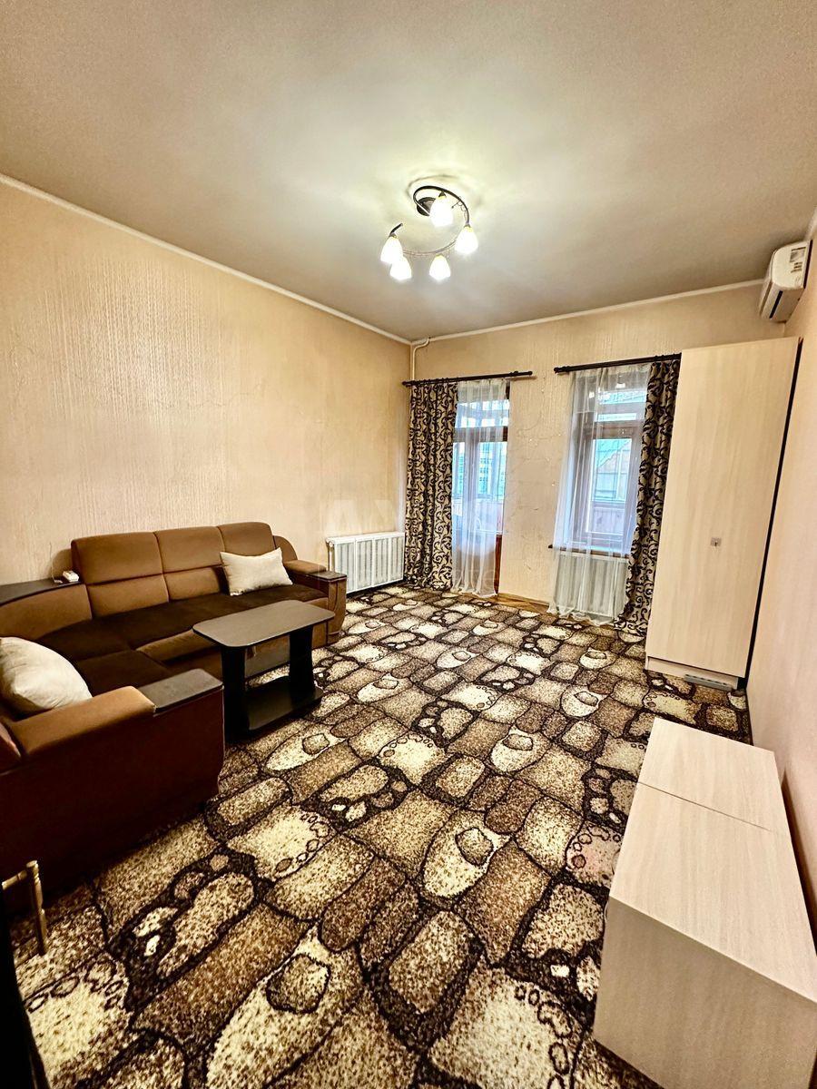 2k apartment vul. Sofii'vs'ka 8
