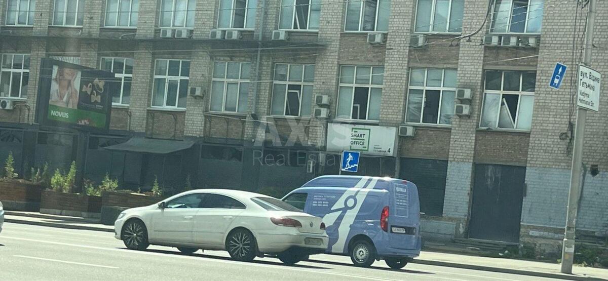 Trade object pr-t Berestejskij 49/2, 600m261299