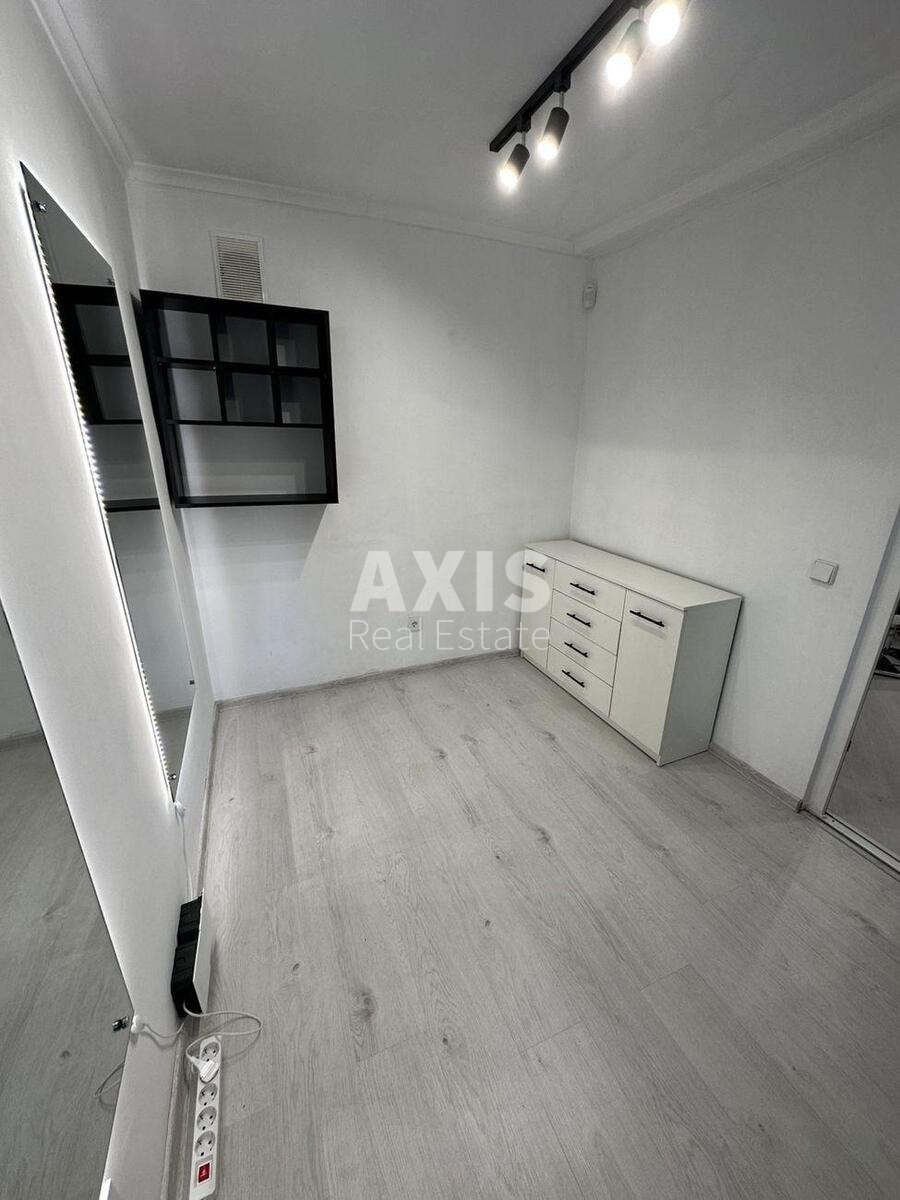 Office tupyk Tvers'kyj 7, 50m20