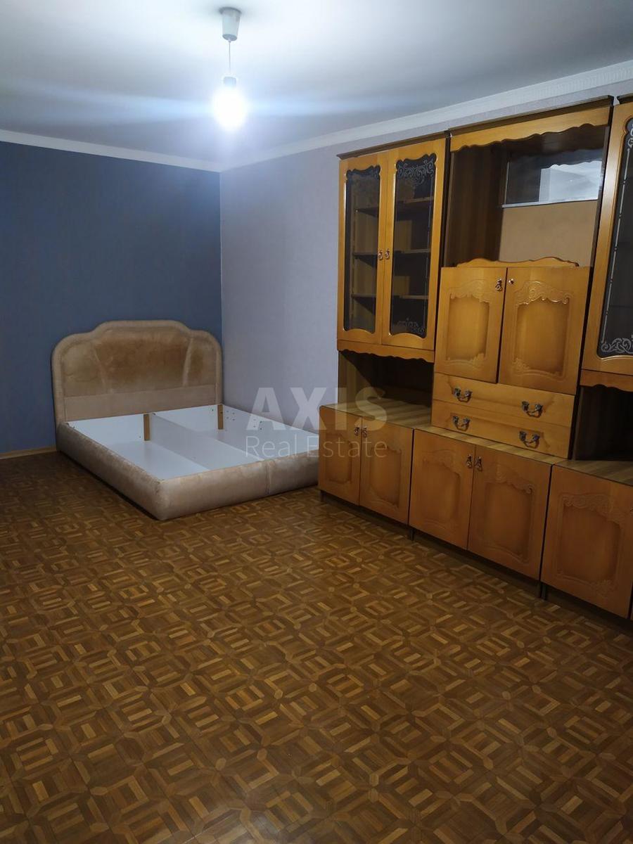 1k apartment pr-t Majakovs'kogo Volodymyra 3В0