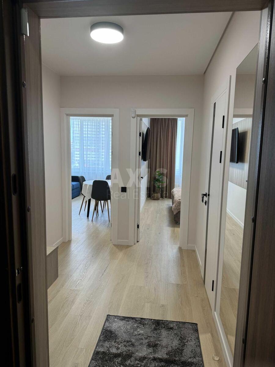 1k apartment pr-t Yevropeyskoho Soyuzu 83607744