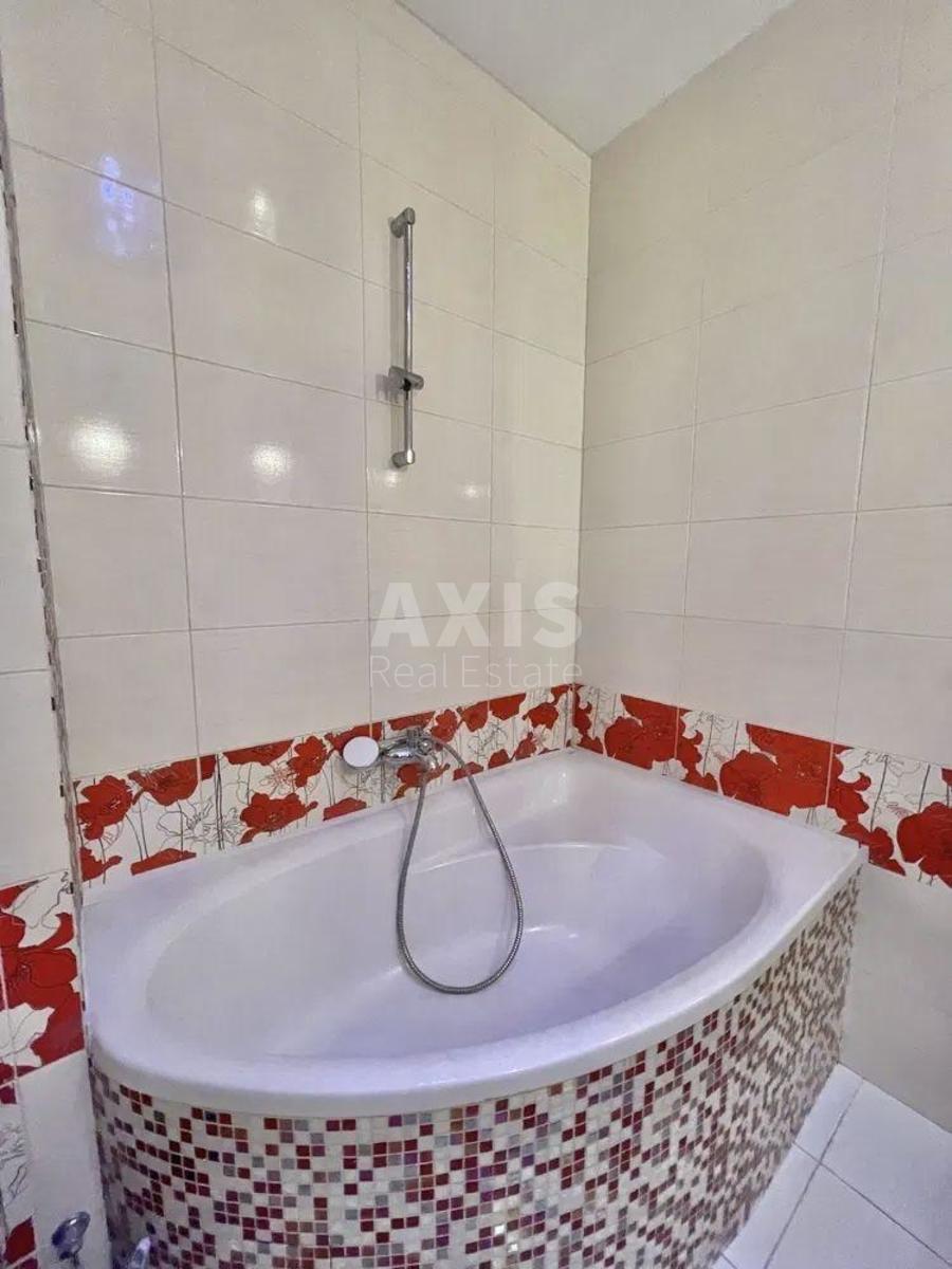 1k apartment nab. Dniprovs'ka 144026811